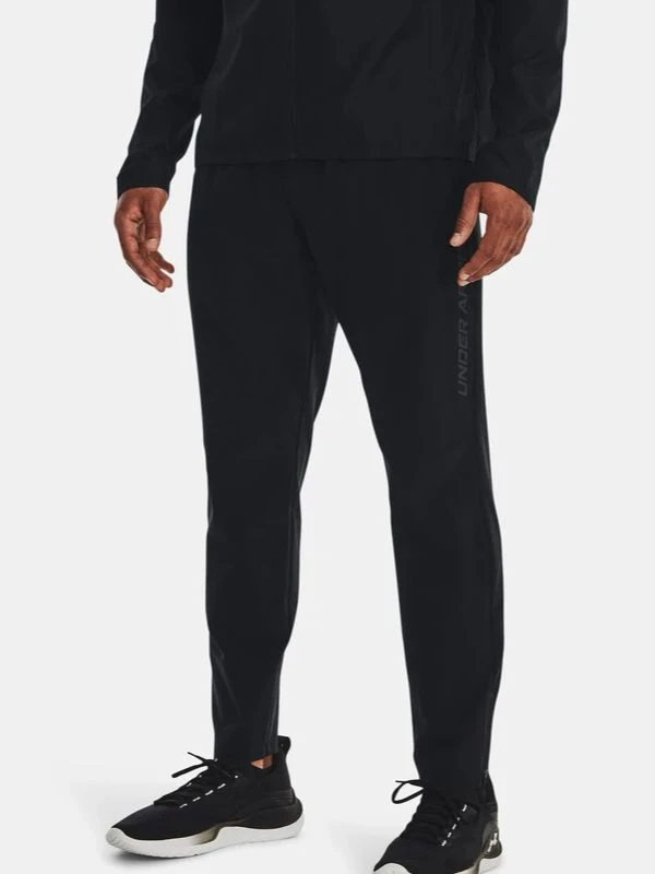 מכנס אנדר ארמור UNDER ARMOUR בצבע שחור