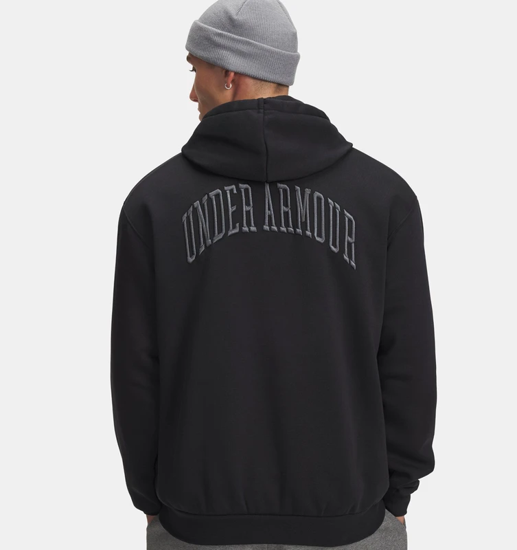 קפוצ';ון שחור עם סמל אנדר ארמור Under Armour