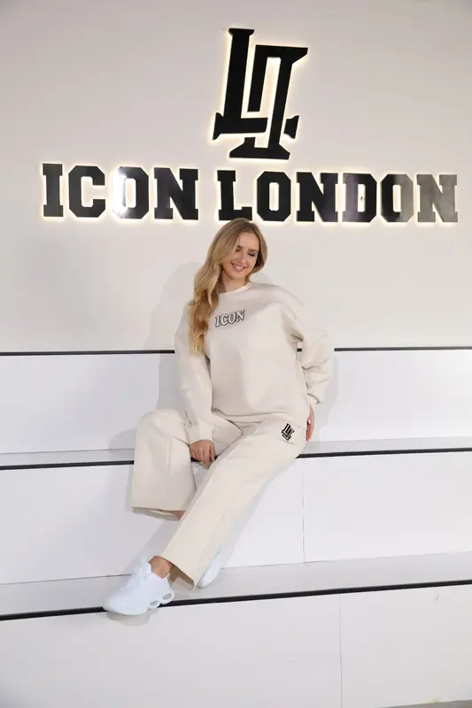 חליפת Icon London לנשים