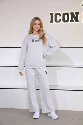 חליפת Icon London לנשים